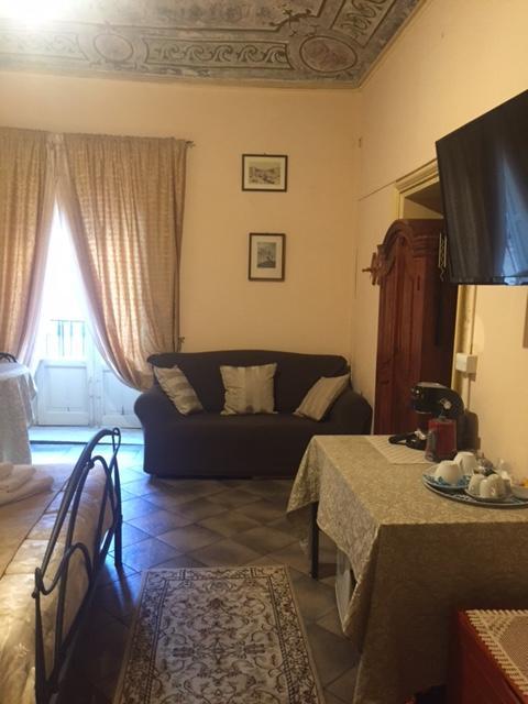 B&B Locami Piazzetta Messinese 팔레르모 외부 사진