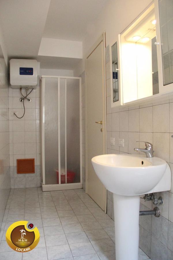 B&B Locami Piazzetta Messinese 팔레르모 외부 사진